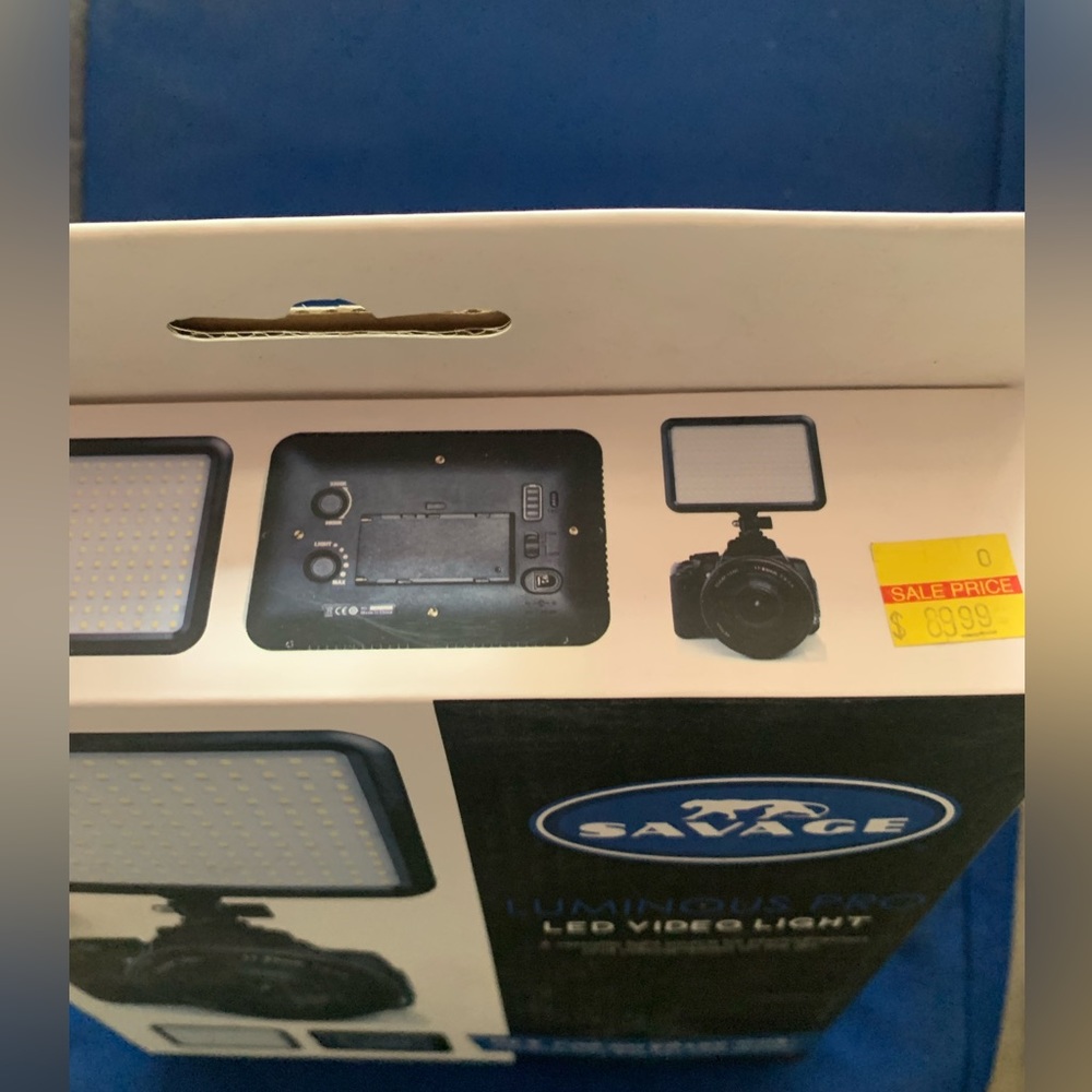 LED Video Light - Picture 3 of 3